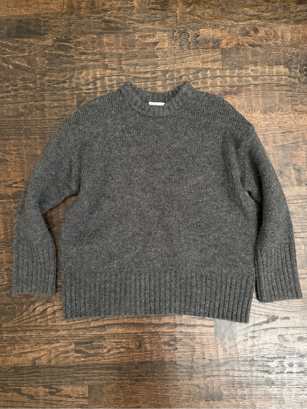 Cozy Oversized Crewneck Sweater - Charcoal